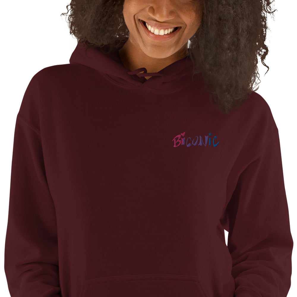 Sudadera unisex con capucha bordada en el pecho izquierdo